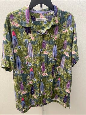 Tommy Bahama Men’s Veracruz Cay Camp Green Surfboard & Floral Shirt